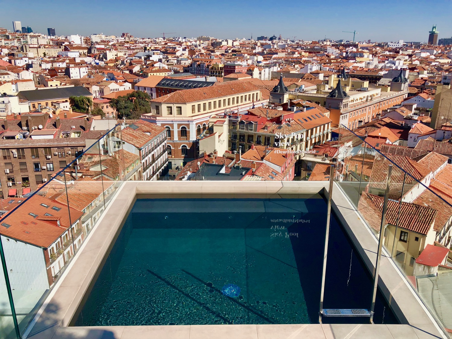Dear Hotel – The Best Rooftop Pool In Madrid
