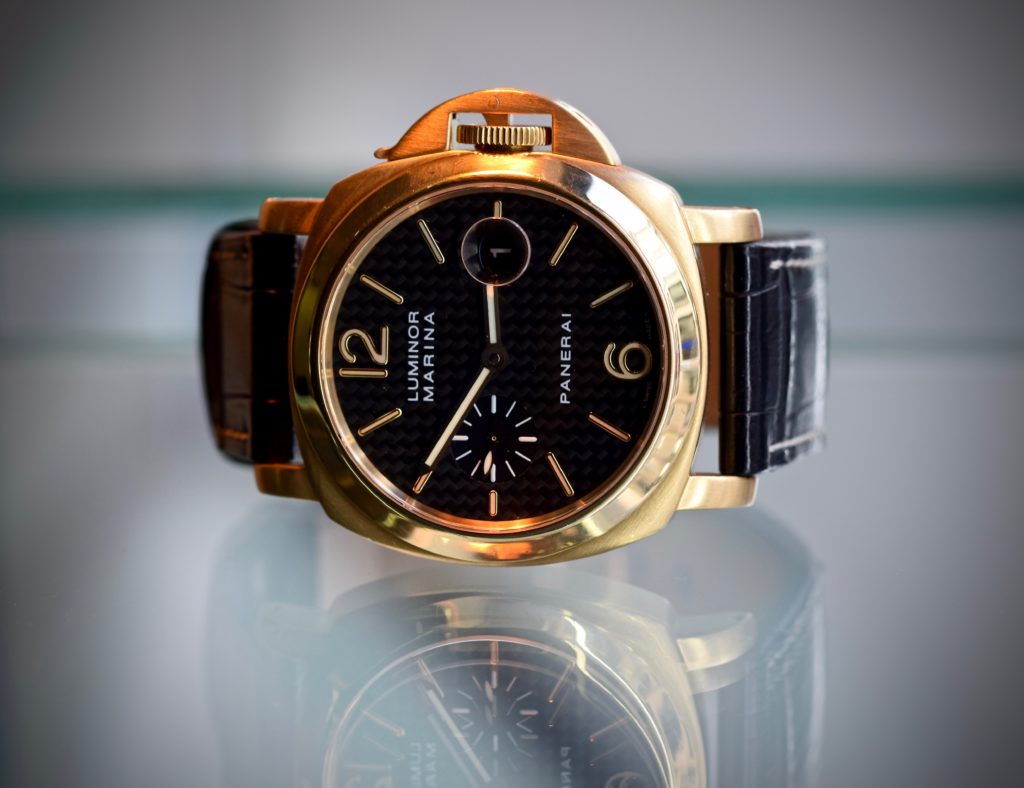 panerai-luminor-marina-relflections