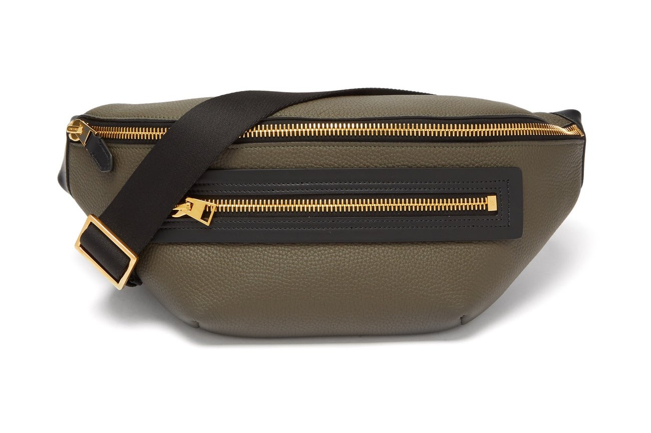 Mens Bags Belt Bags waist bags and bumbags Givenchy Leather Logo Belt Bag in Black for Men 