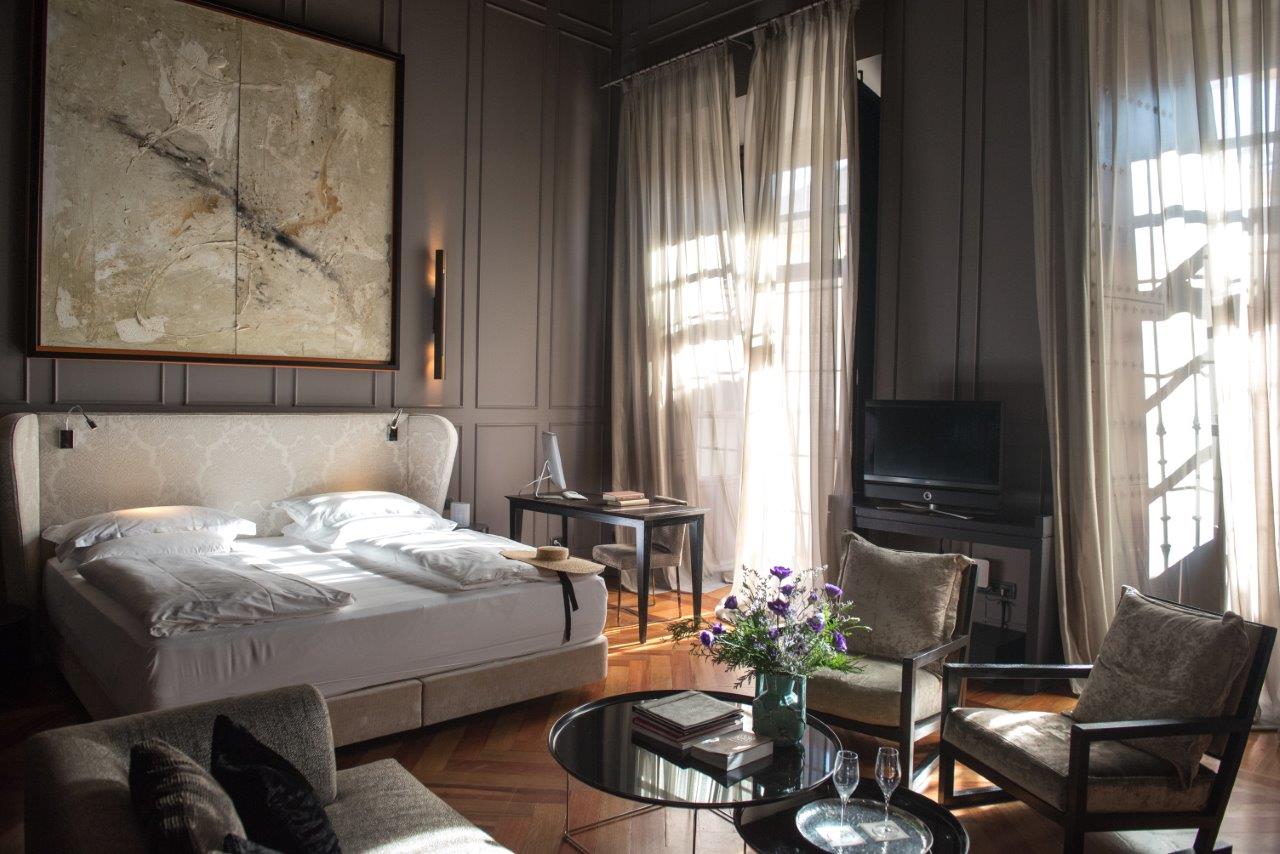 CoolRooms Hotel Palacio Villapanes Review - The Luxury Editor