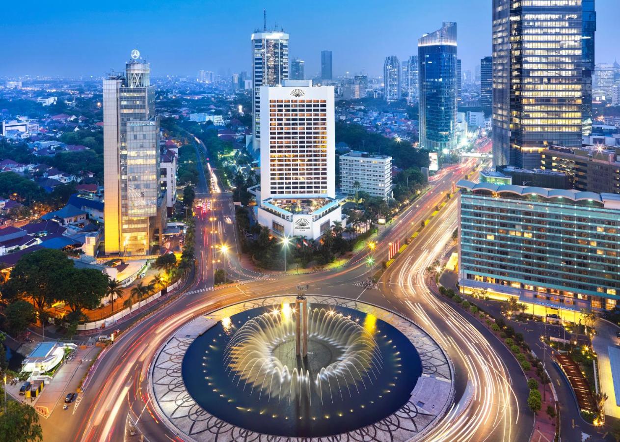 Jakarta's Luxurious Proper Place to Shop and Dine - Indonesia Travel