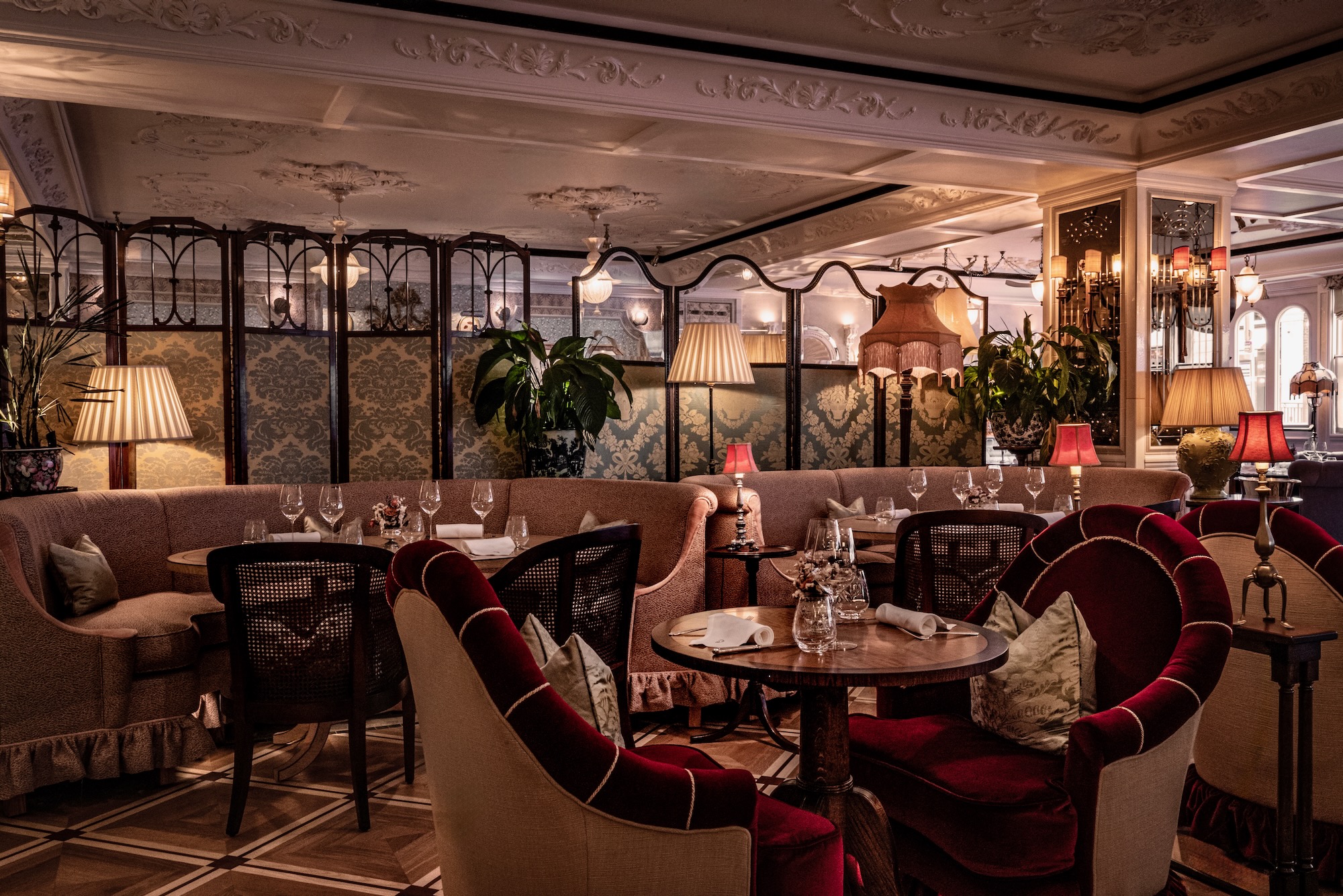 Lilibet’s – Evaluate – The Luxurious Editor