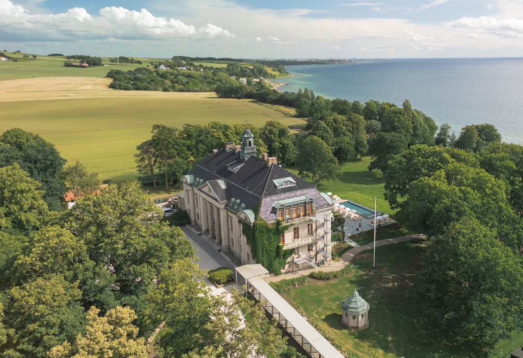 Enjoy Spring in Scandinavian Style at Maryhill Estate and Rox Resort