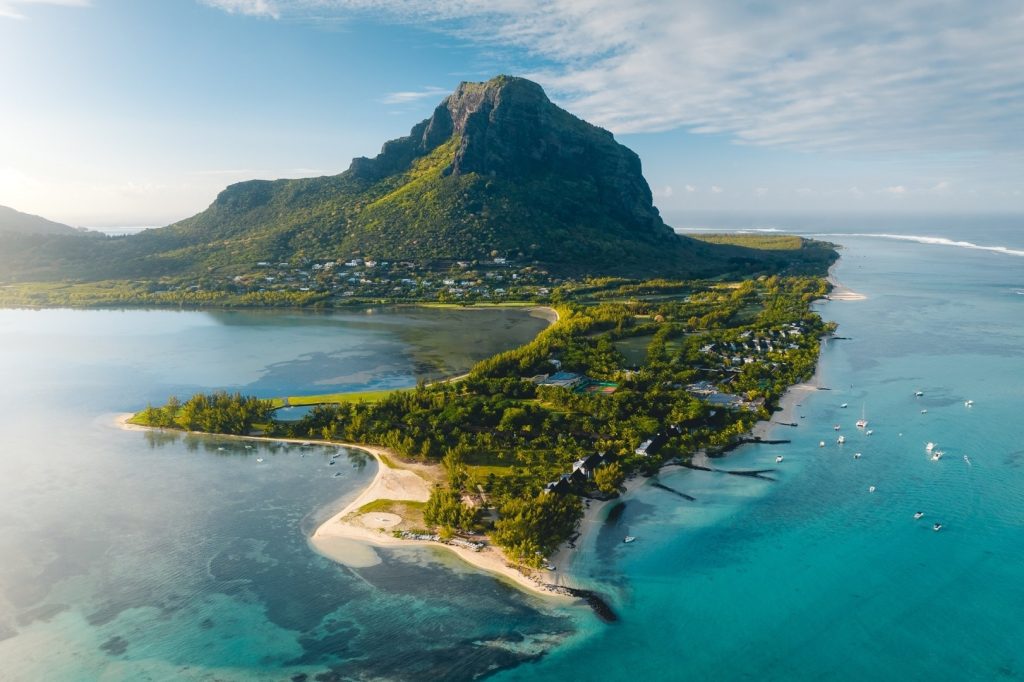 Paradis Beachcomber Golf Resort & Spa – Hotel Review